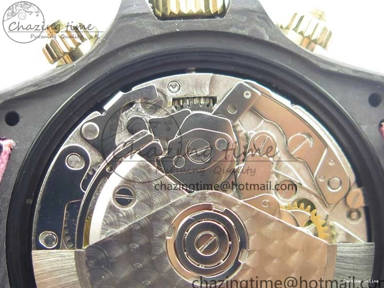 0507 Daytona DIW Carbon V2 WWF Best Edition Black Green Dial On Green Nylon Strap A UrbanChic 3110